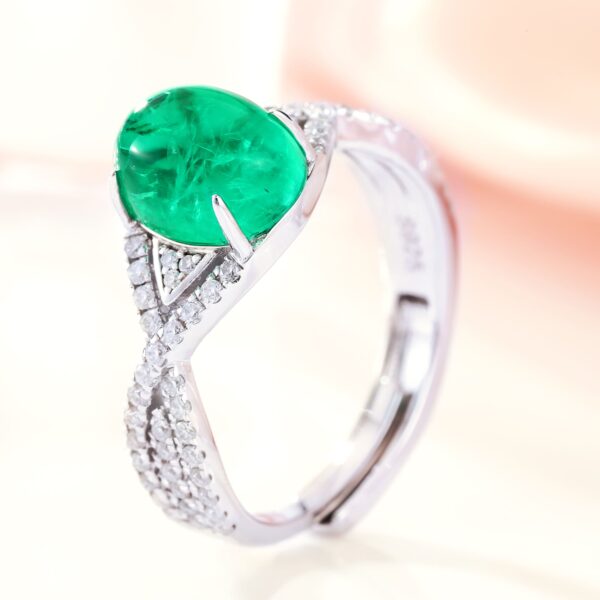 Custom Emerald Rings – Handcrafted Cabochon Emerald Ring